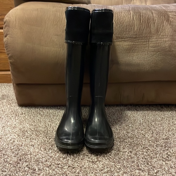 Tommy Hilfiger Rain Boots - Picture 3 of 4